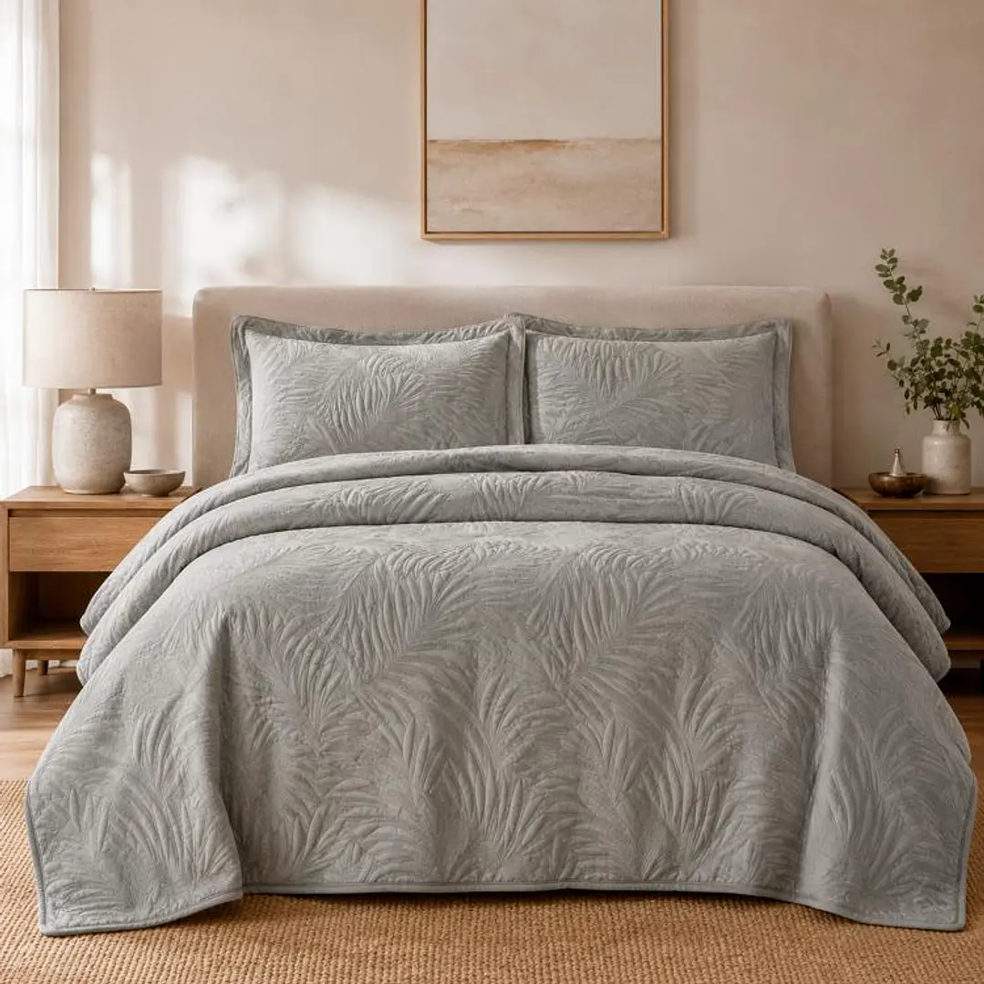 Quilt Liso Velvet Paris Gris Perla 1,5 Plazas 1