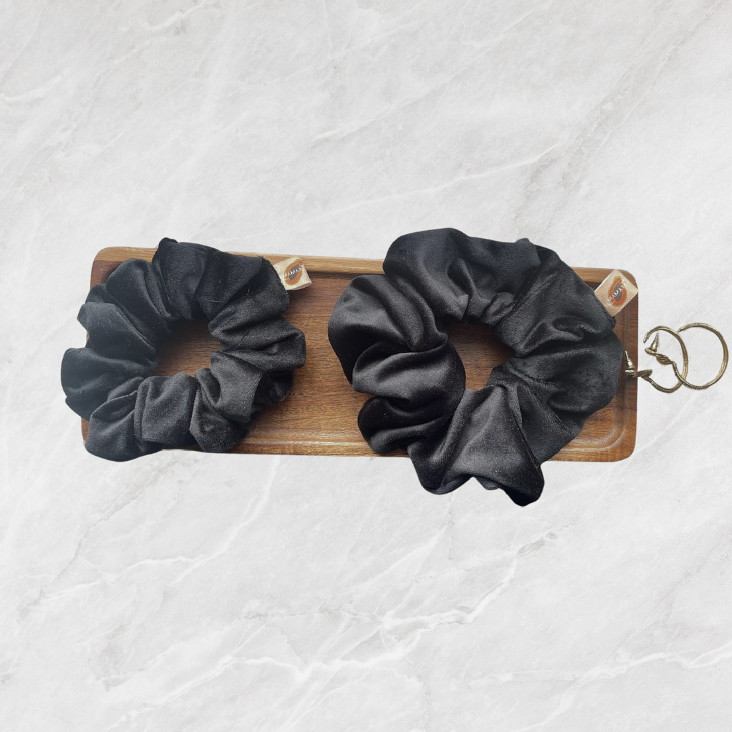 Scrunchie VELVET  - preto 2