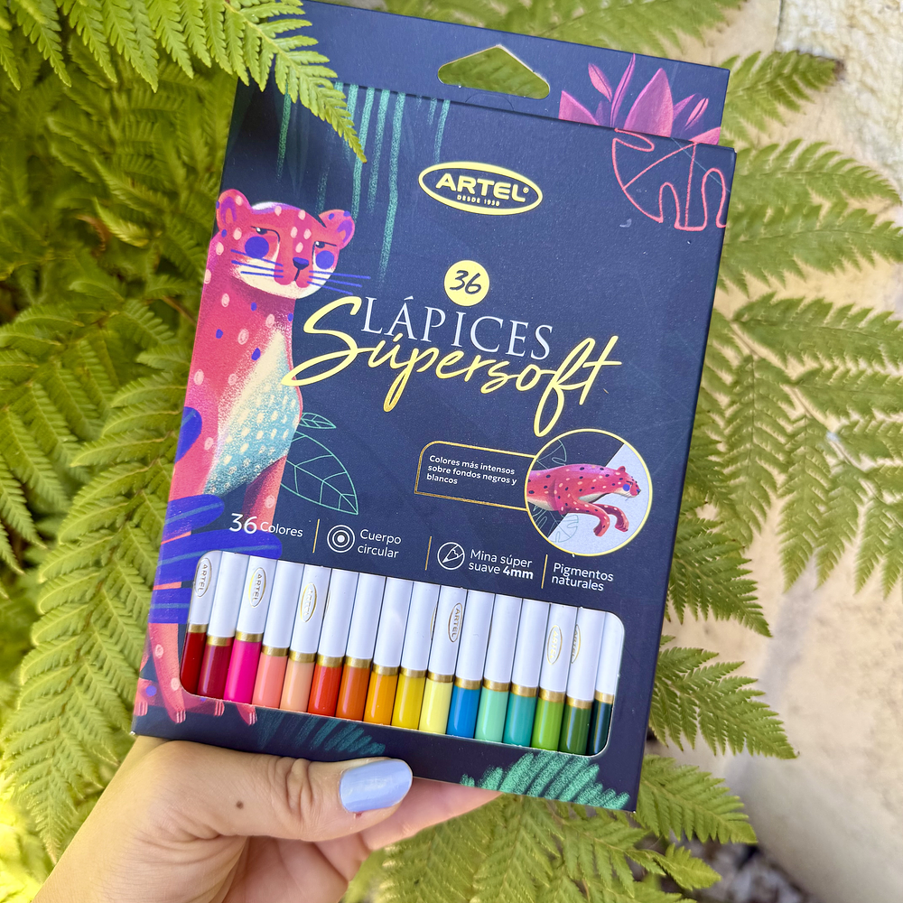 Super Soft Artel, 36 colores. 