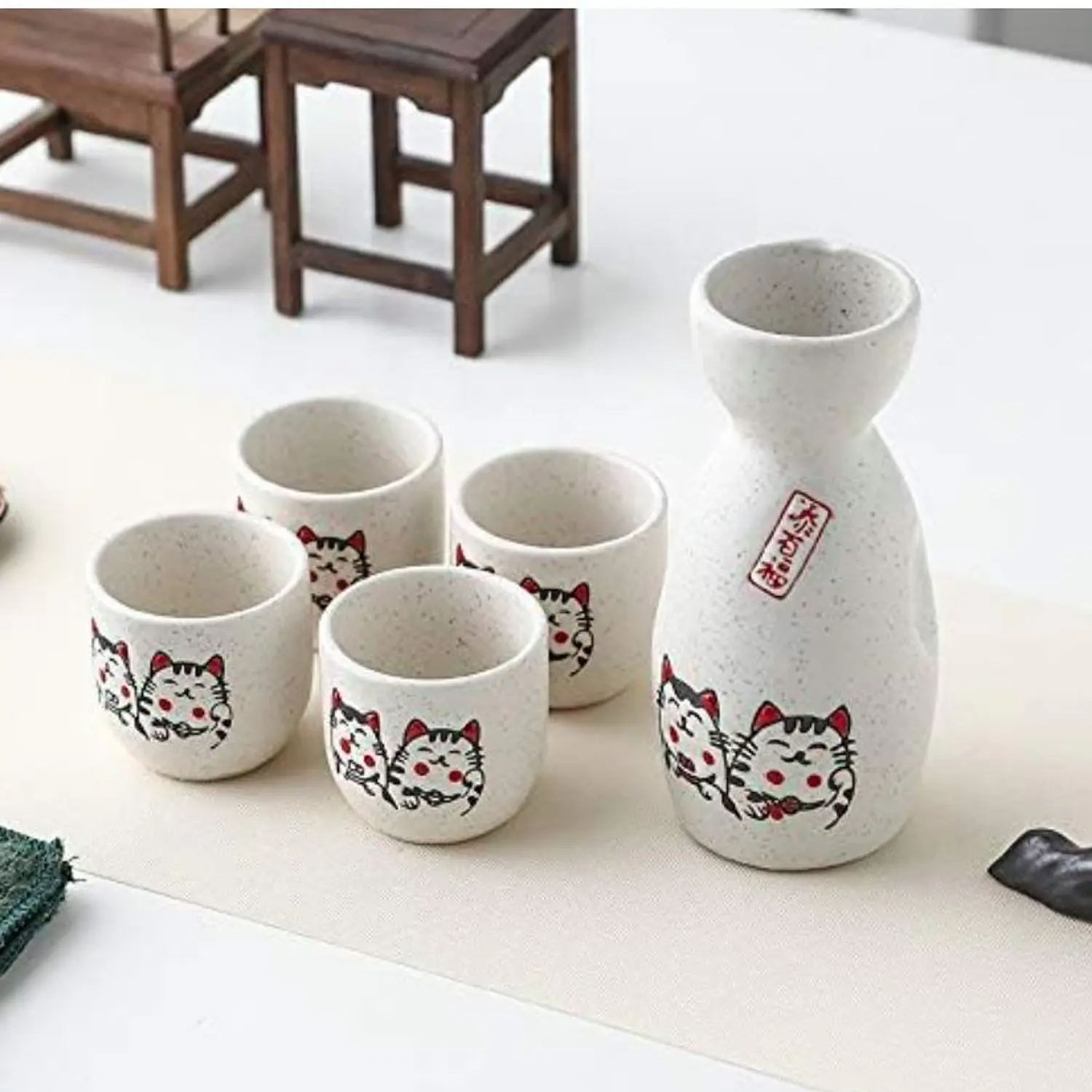 Set de Sake japones diseño  gatito 2