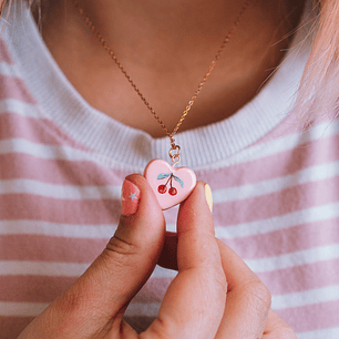 Medalla Corazón Cerezas / Guindas