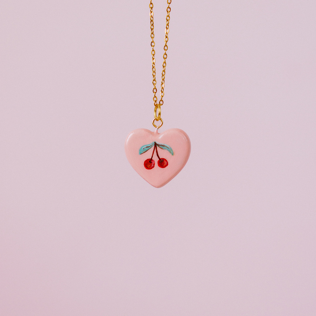 Collar Medalla Corazón Cerezas / Guindas 1