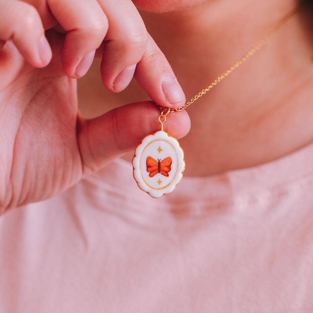 Collar Medalla Mariposa 3