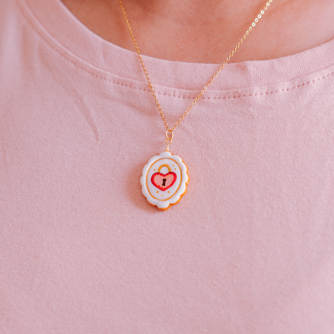 Collar Medalla Candado Amor 2