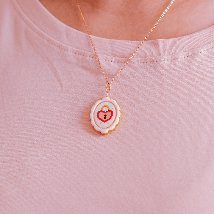 Collar Medalla Candado Amor 2