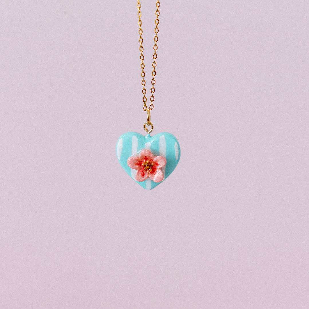 Collar Medalla Sakura 1