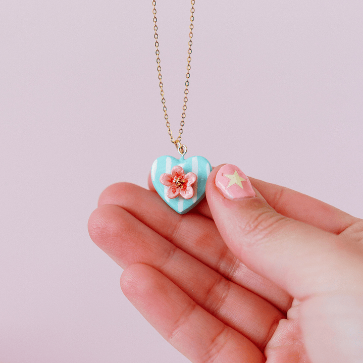 Collar Medalla Sakura 3