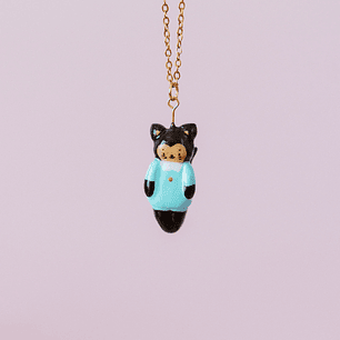 Pequeña Gatita Negra