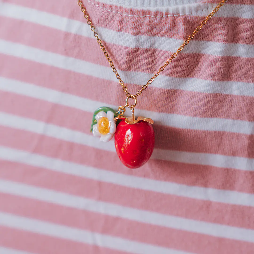 Collar Frutilla Flor 2