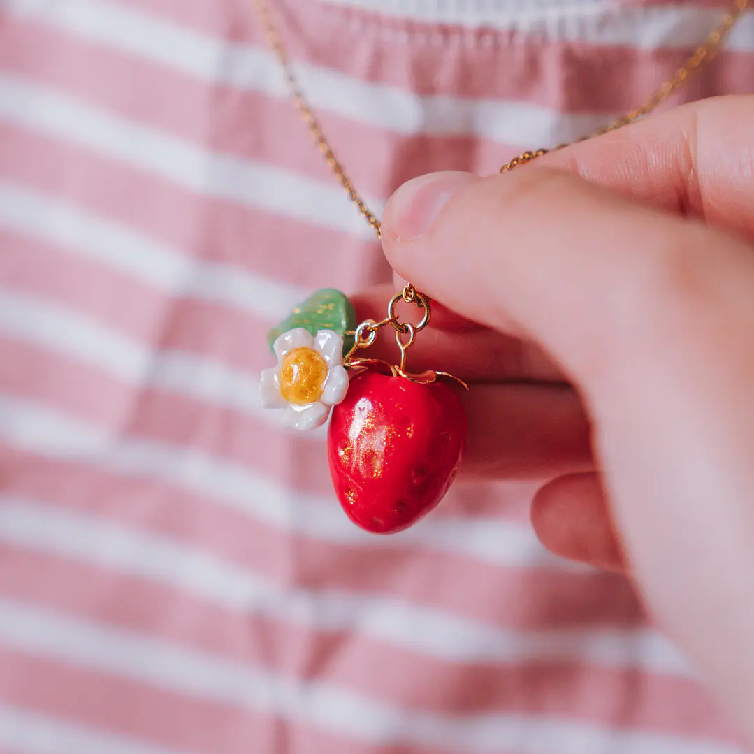 Collar Frutilla Flor 4