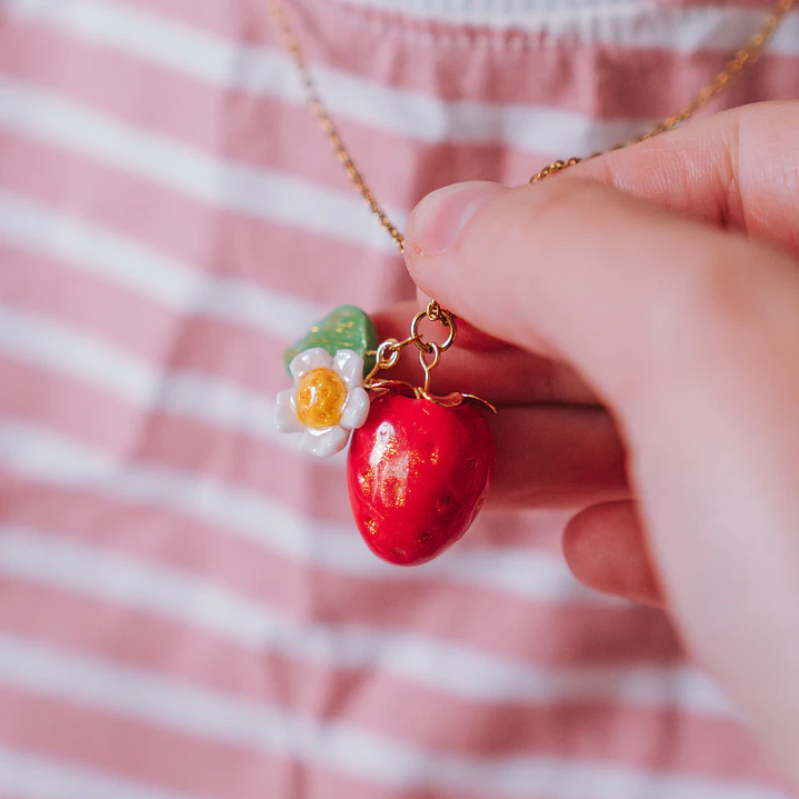 Collar Frutilla Flor 4