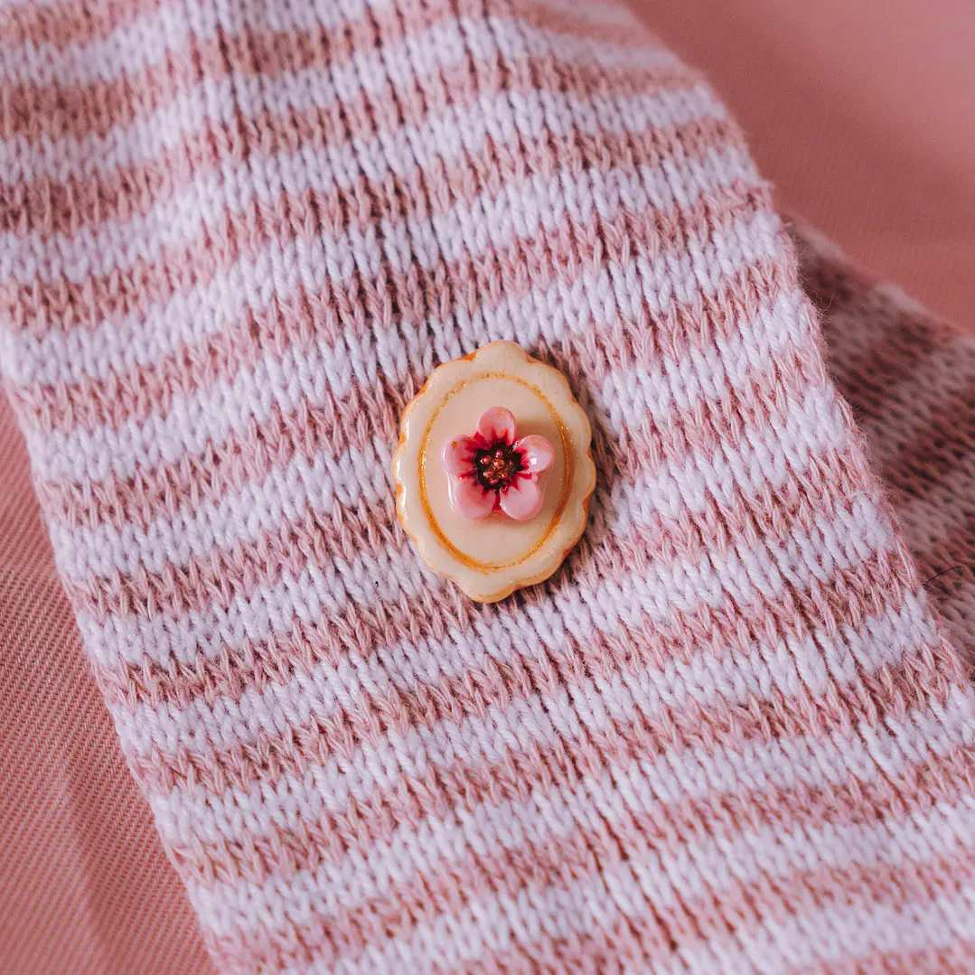 Pin Sakura 2