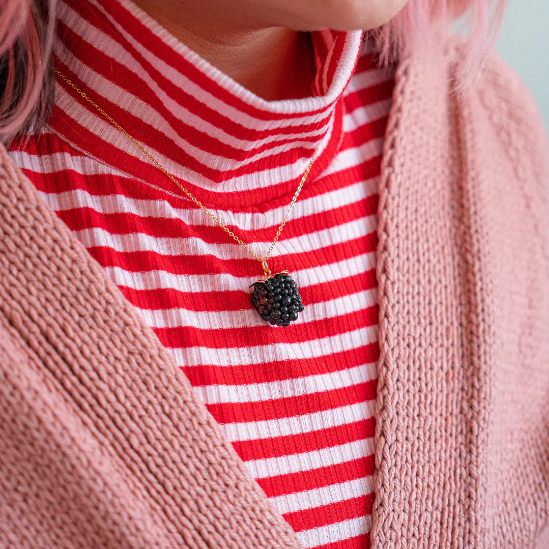 Collar Mora 2