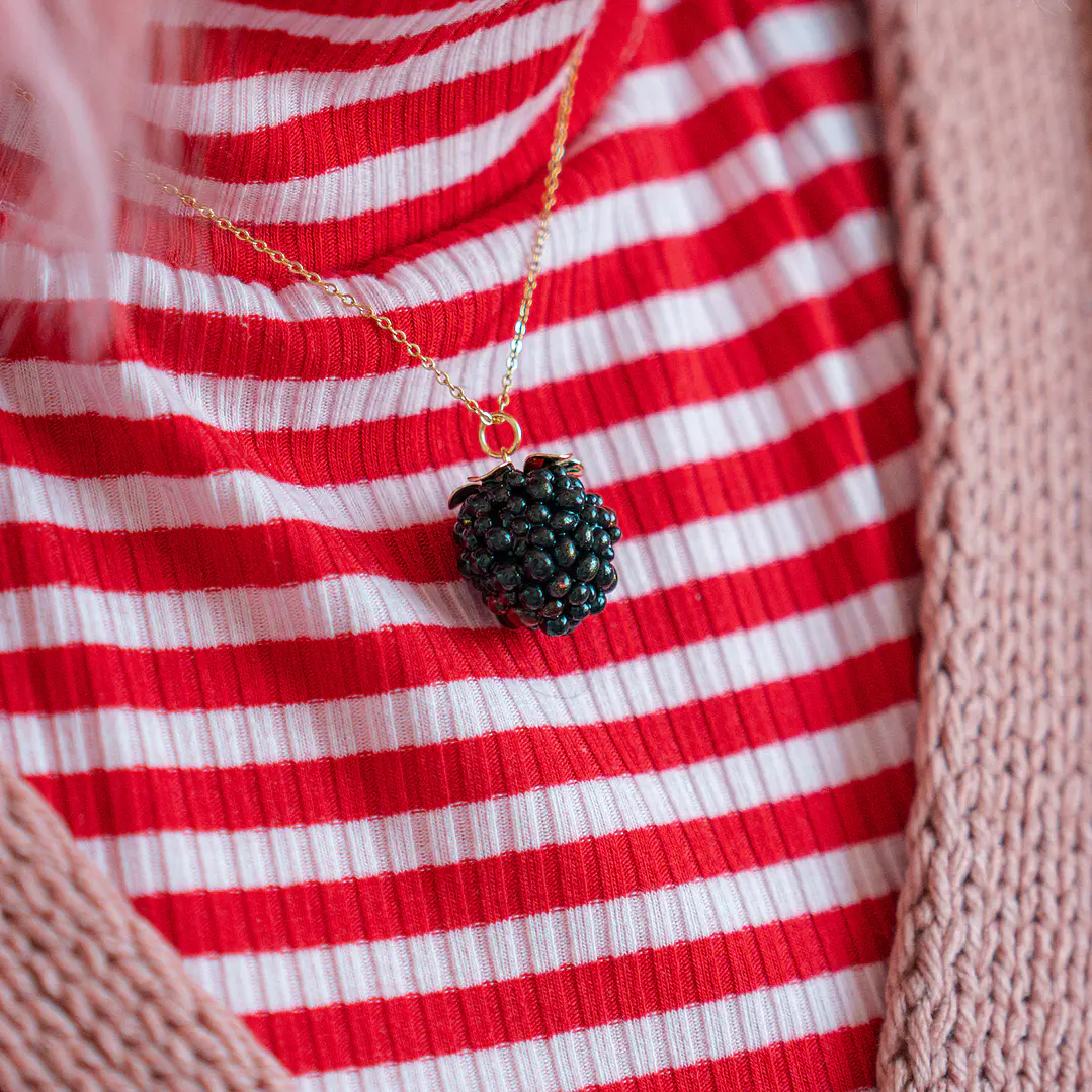 Collar Mora 5