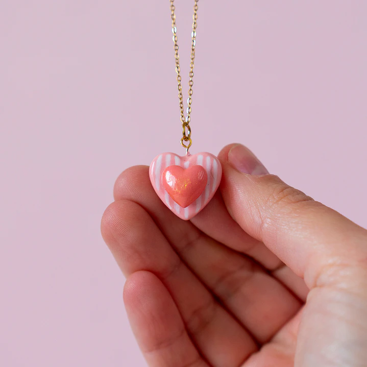 Collar Medalla Corazón Corazón 3