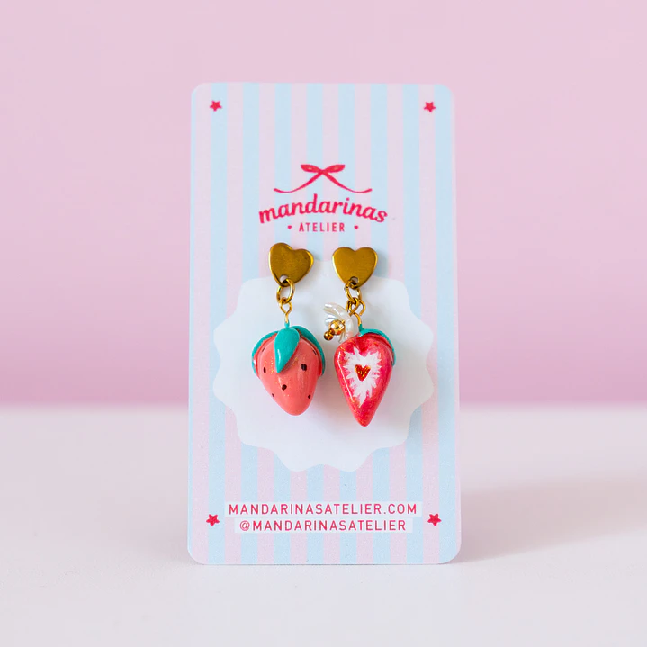 Aros Frutilla Corazón 4