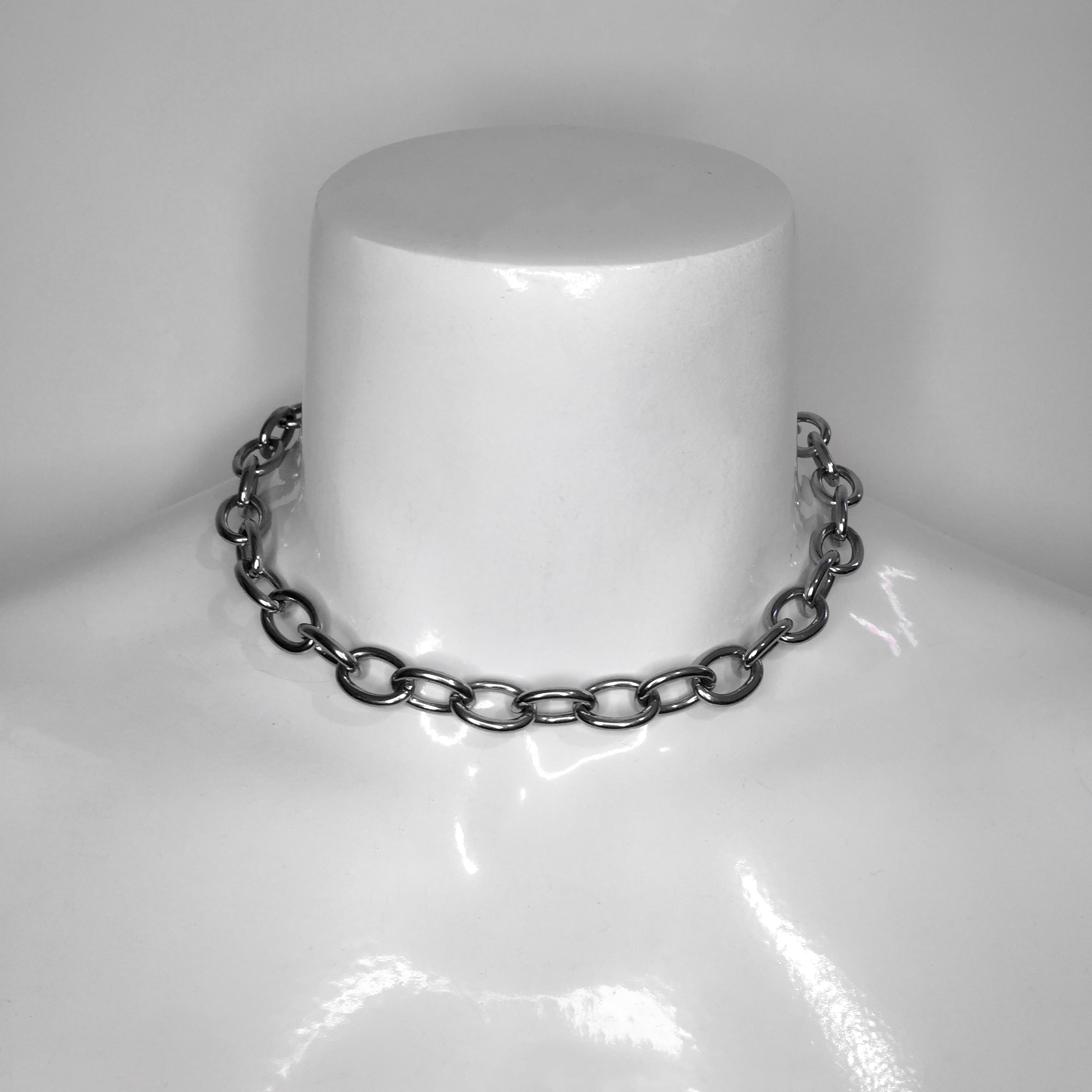 LINK chain choker