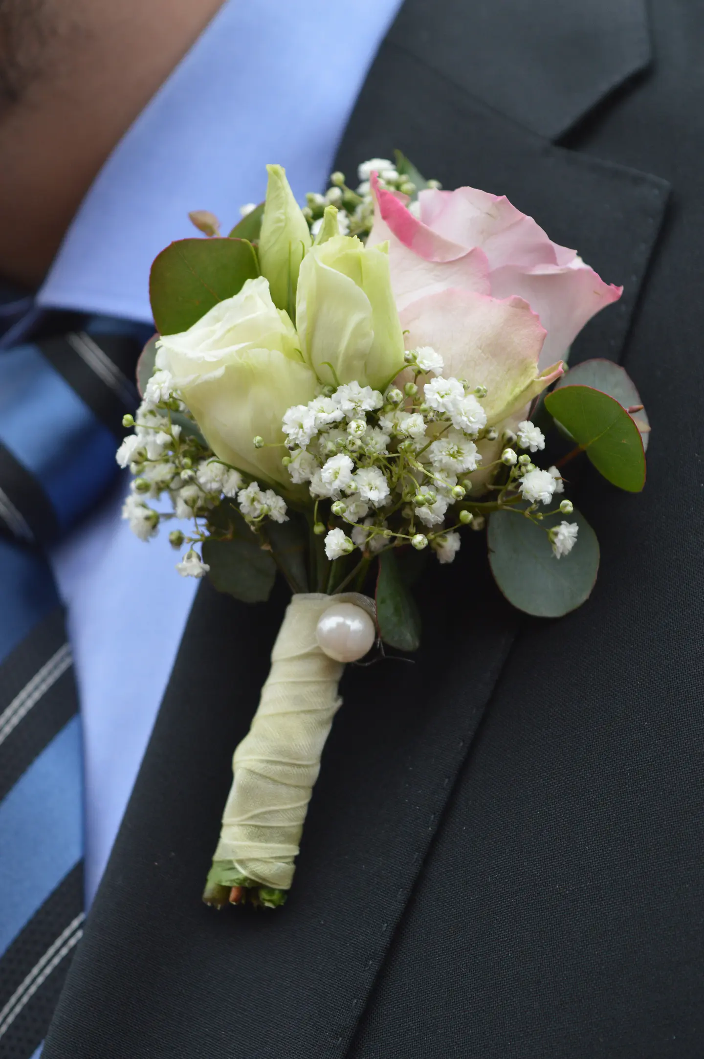 Boutonniere. 1
