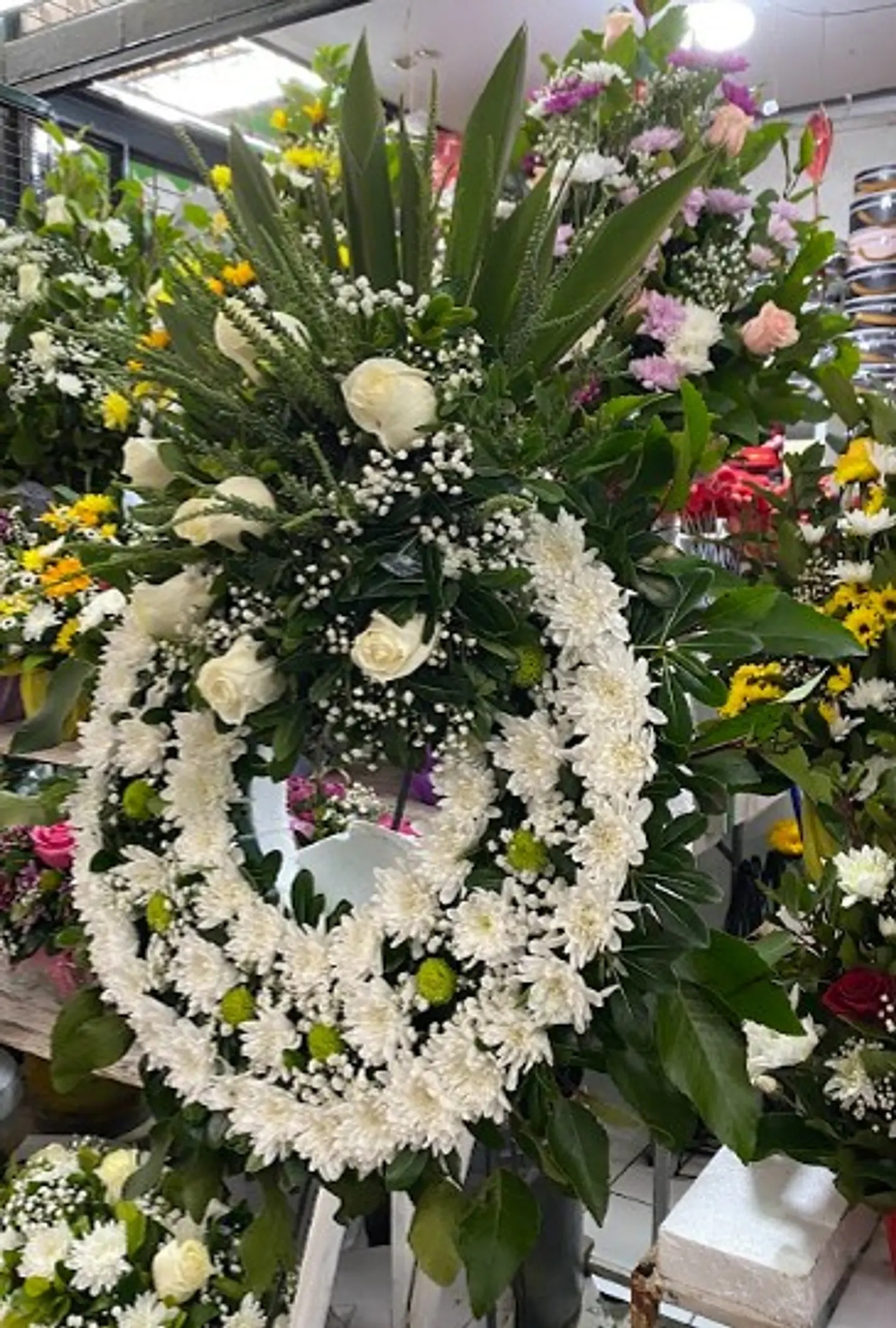 Corona Floral de Condolencias. 2