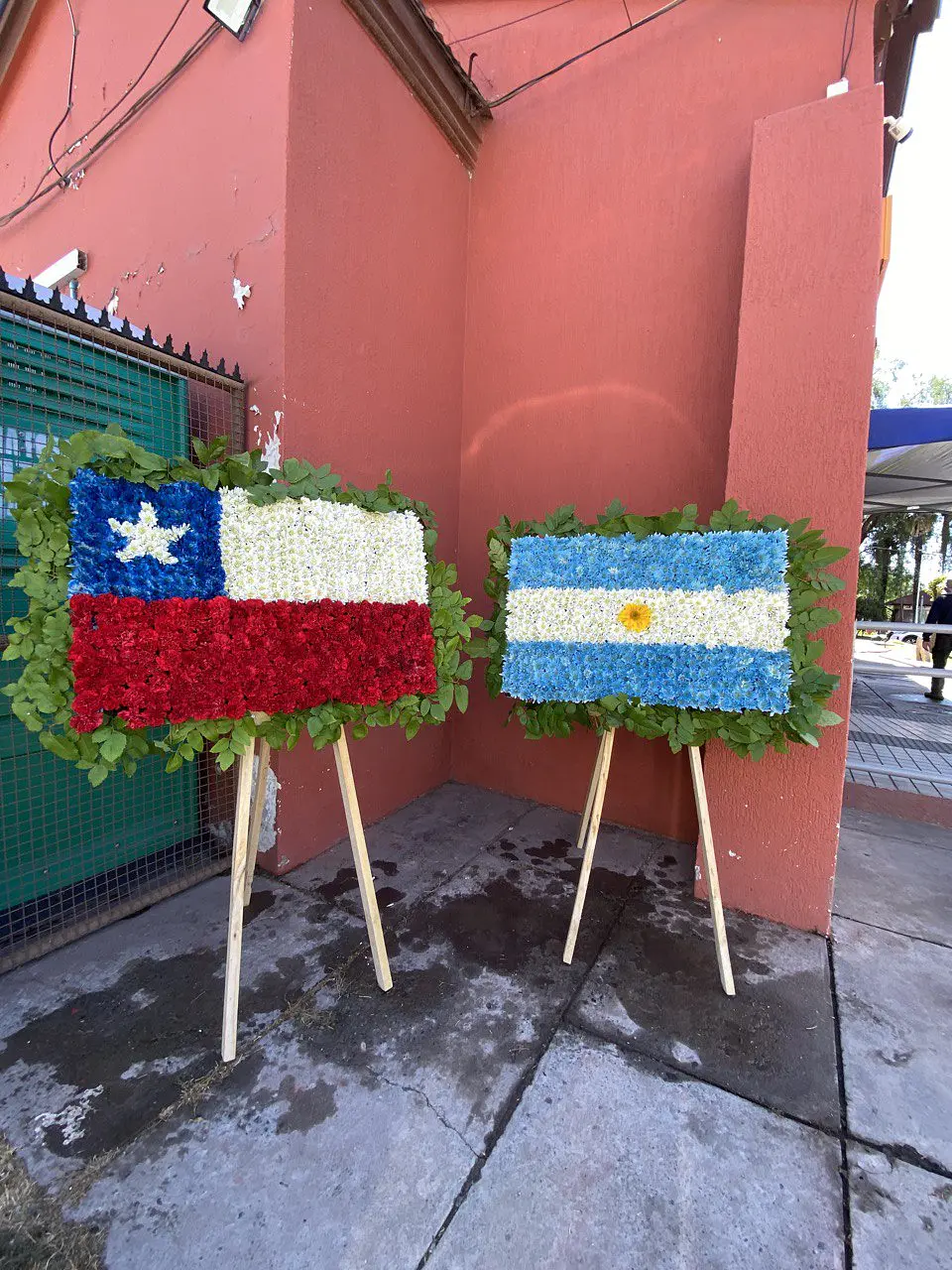 Atril Protocolar Institucional. 1