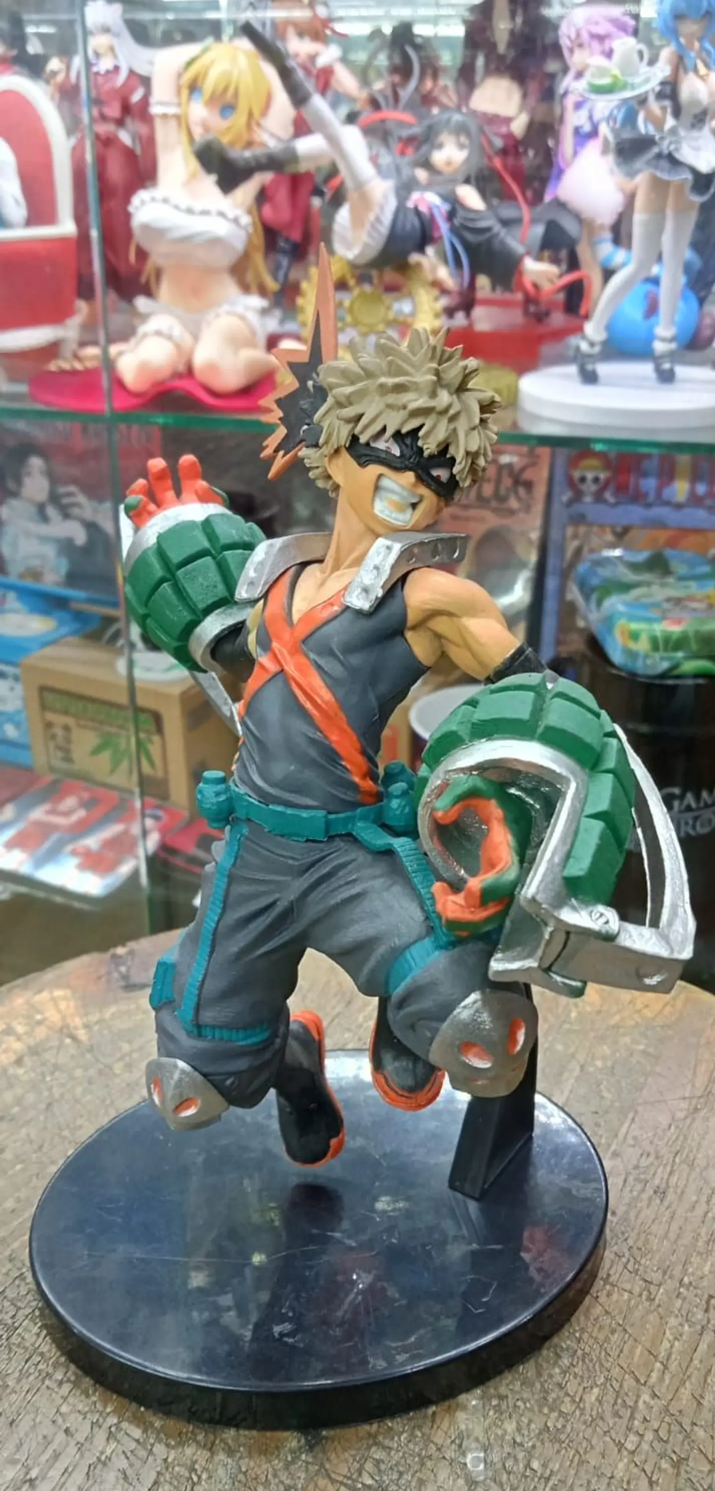 Bakugo KATSUKI - BOKU NO HERO  2