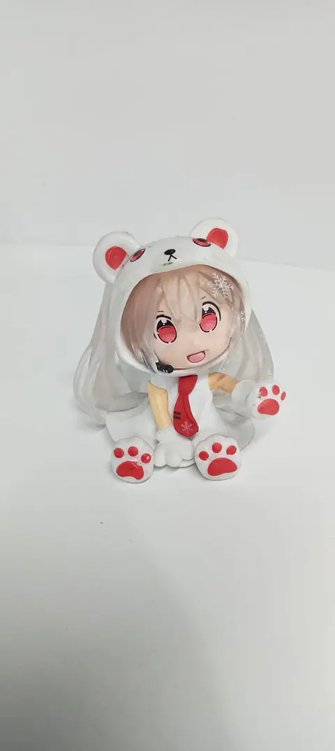 Miku con capita de osos