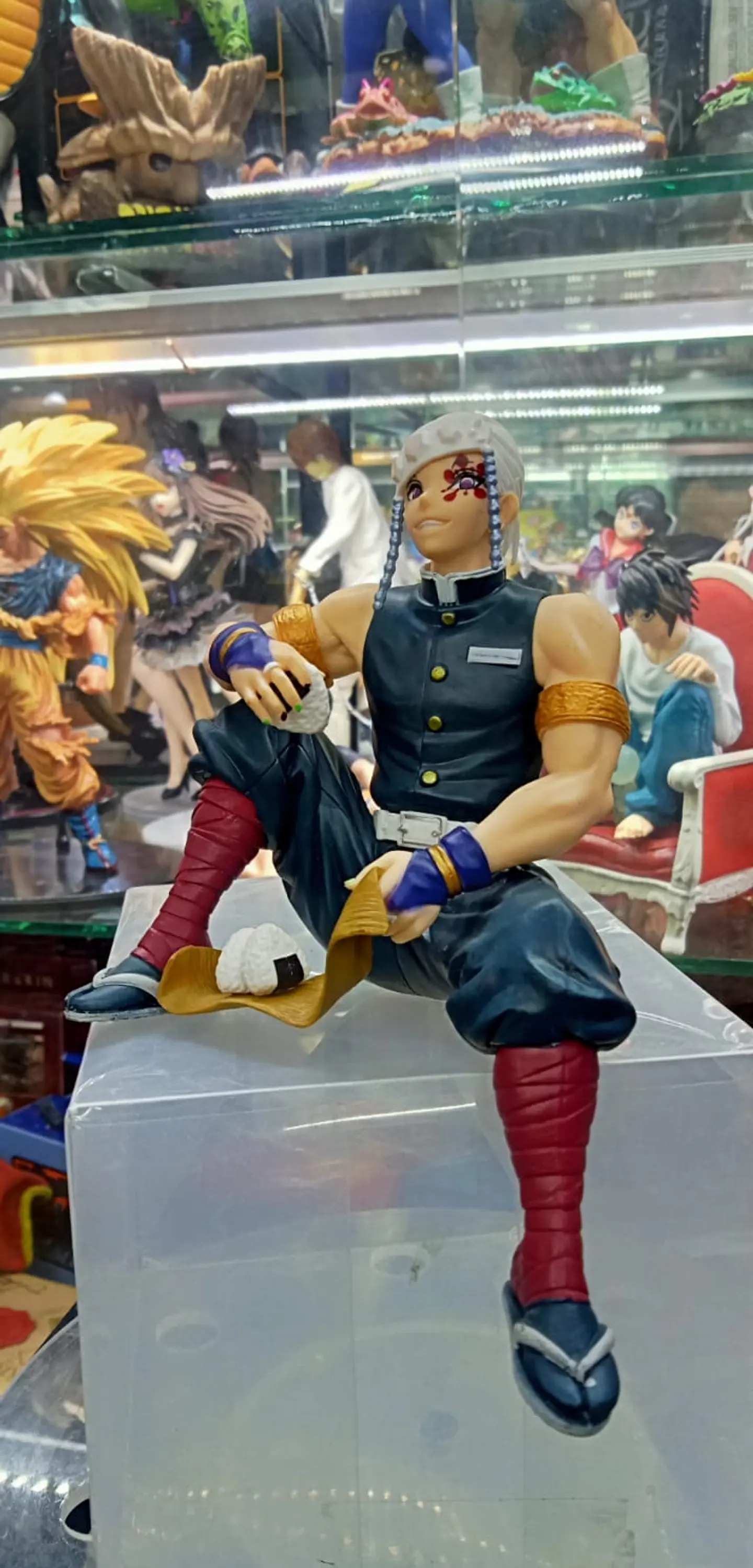 Uzui tengen comiendo - Kimetsu no yaiba - Demon slayer 2