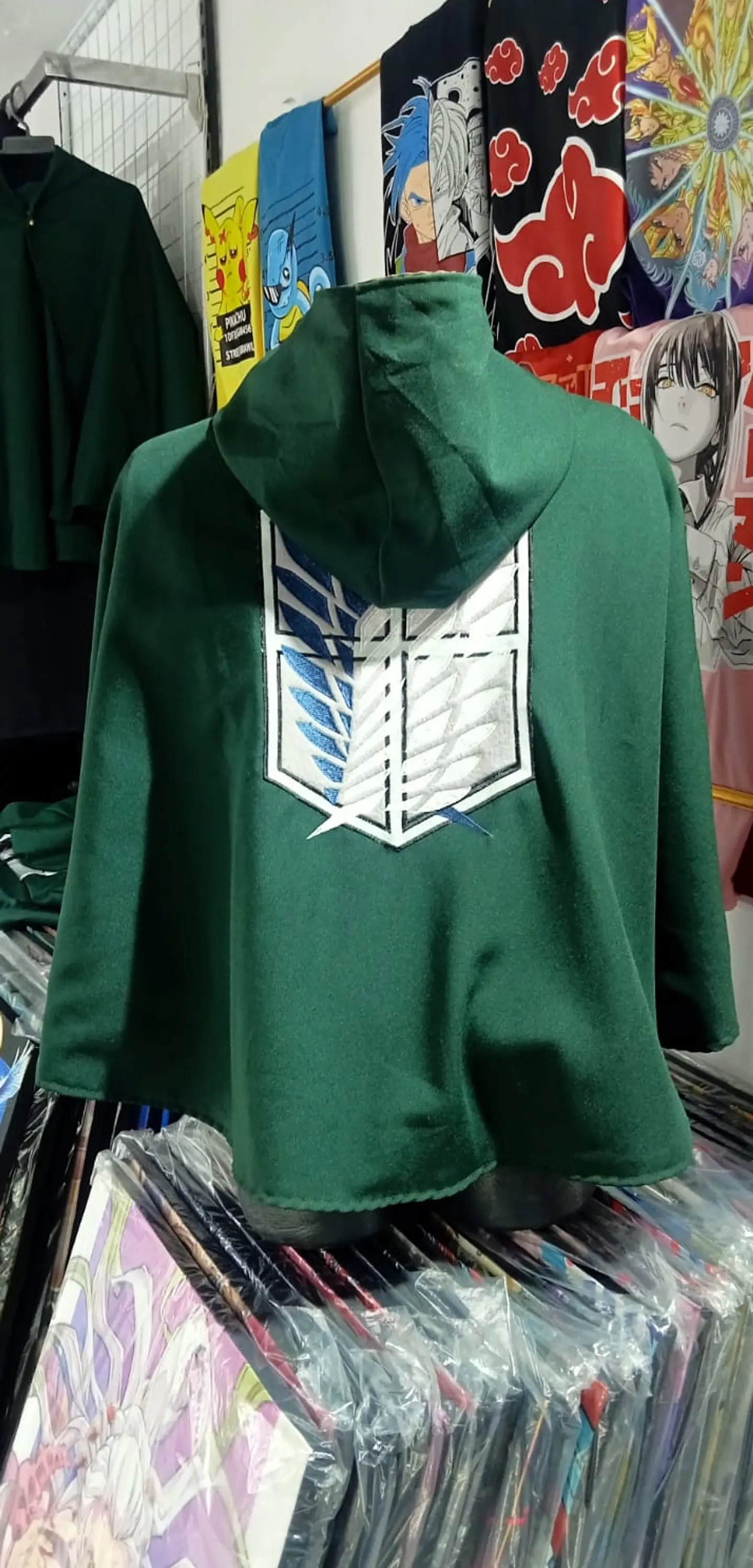 Shingeki no kyojin capa tropa de exploracion 4