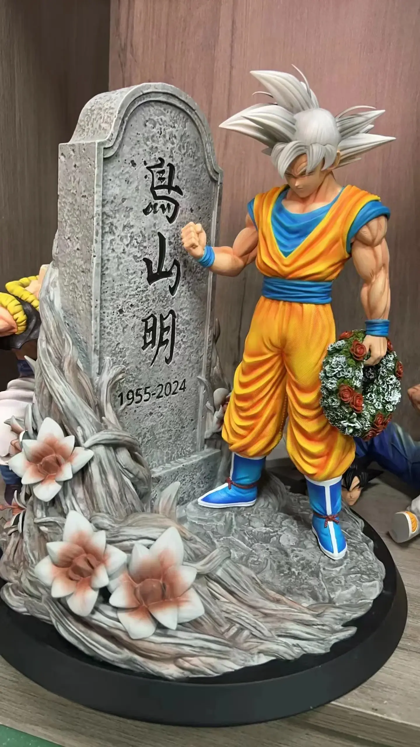 Goku Toriyama Tumba homenaje - Dragon ball  1
