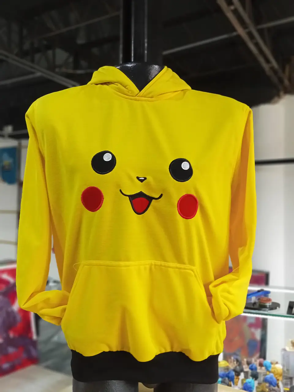 Pikachu hoodie - Pokemon 2