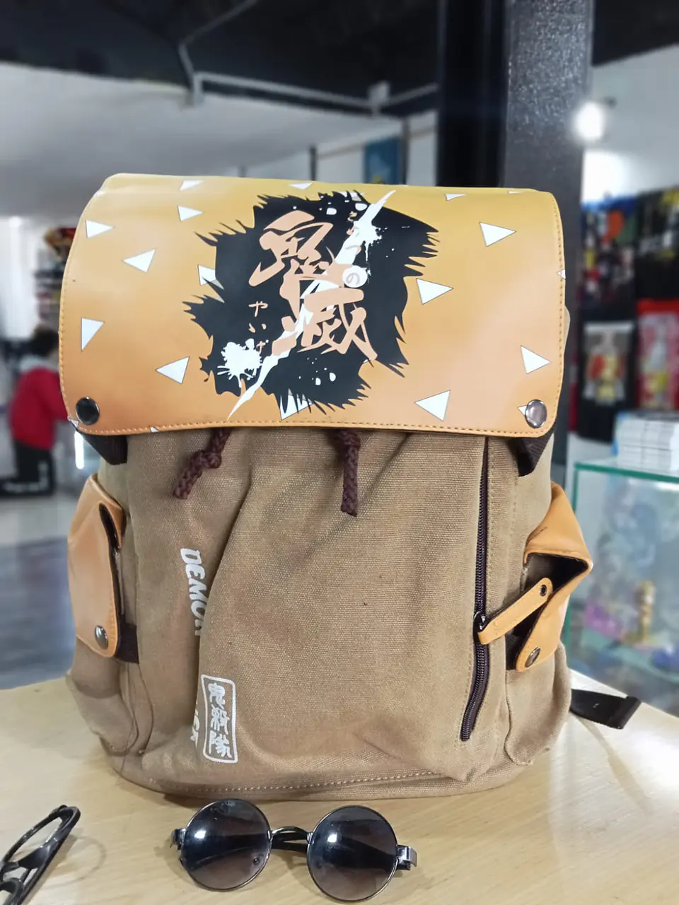 Zenitsu maleta - Kimetsu no yaiba - Maleta 1