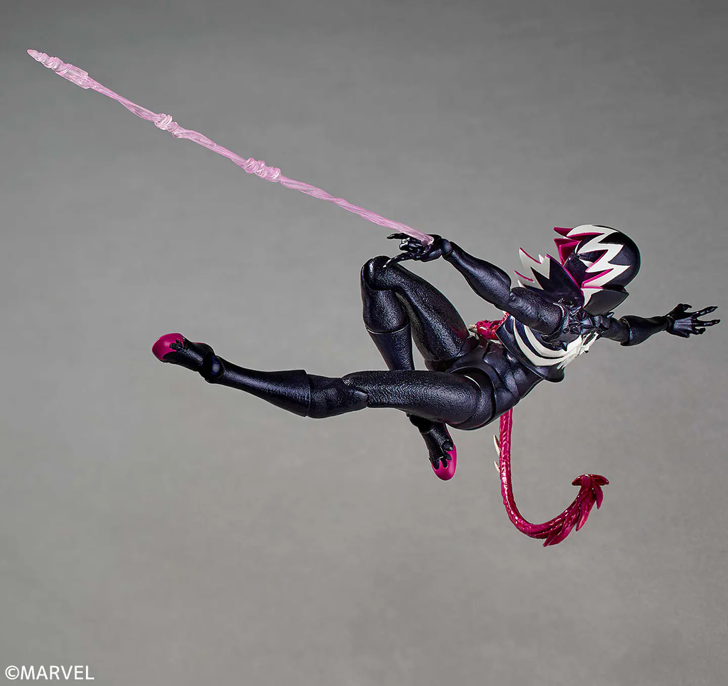 Gwenom Revoltech - Kotobukiya - Spidergwen - Spiderman 3