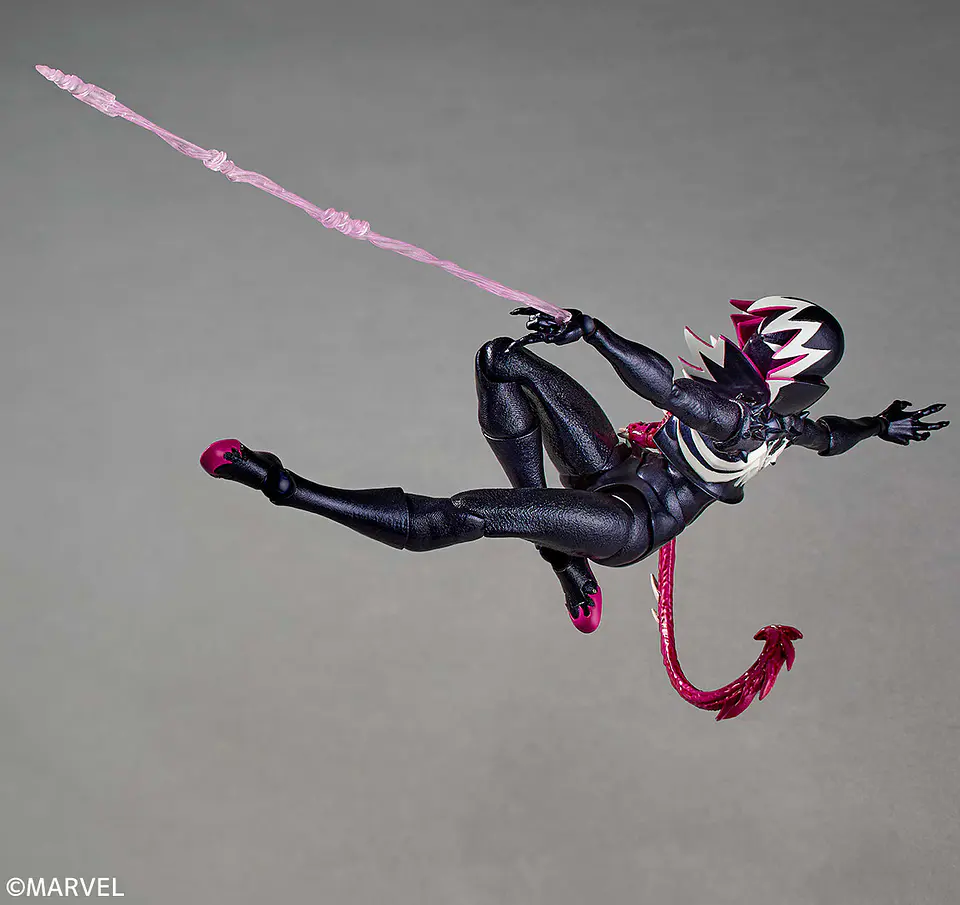 Gwenom Revoltech - Kotobukiya - Spidergwen - Spiderman 3
