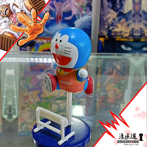 Doraemon salto de obstaculos - El gato cosmico