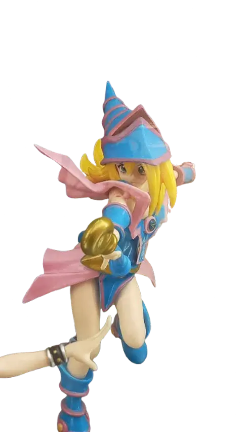 MAGA OSCURA CETRO ATACANDO - YU GI OH