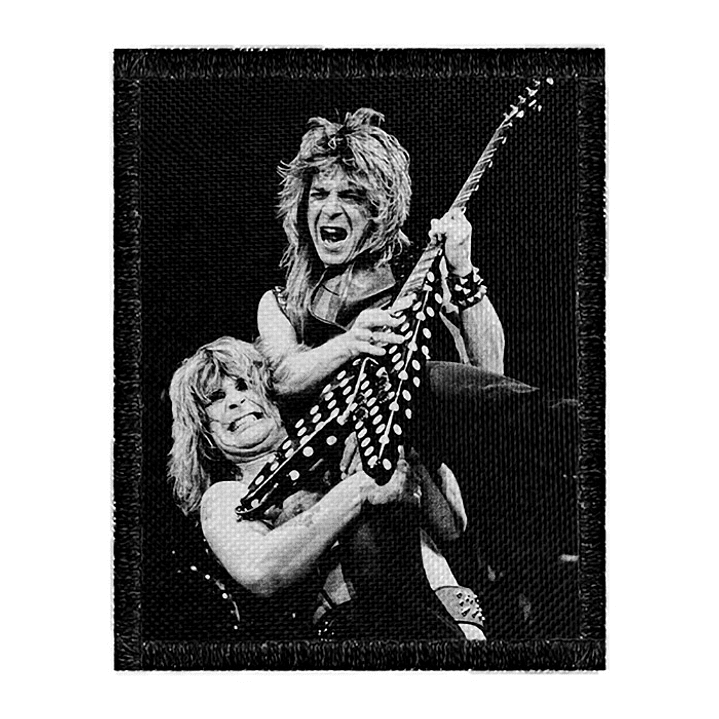 Ozzy Osbourne parches 10