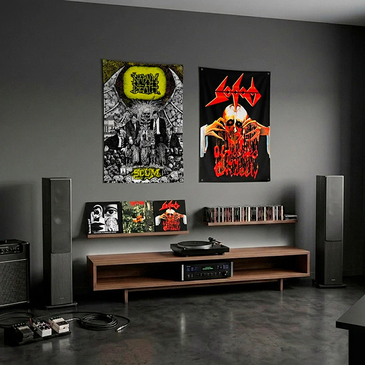 Bandera decorativa Sodom Obsessed by Cruelty 70x100 cms.  2