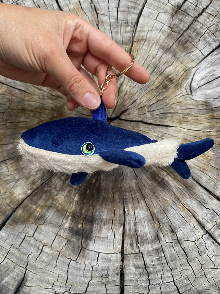 Llavero ballena  1