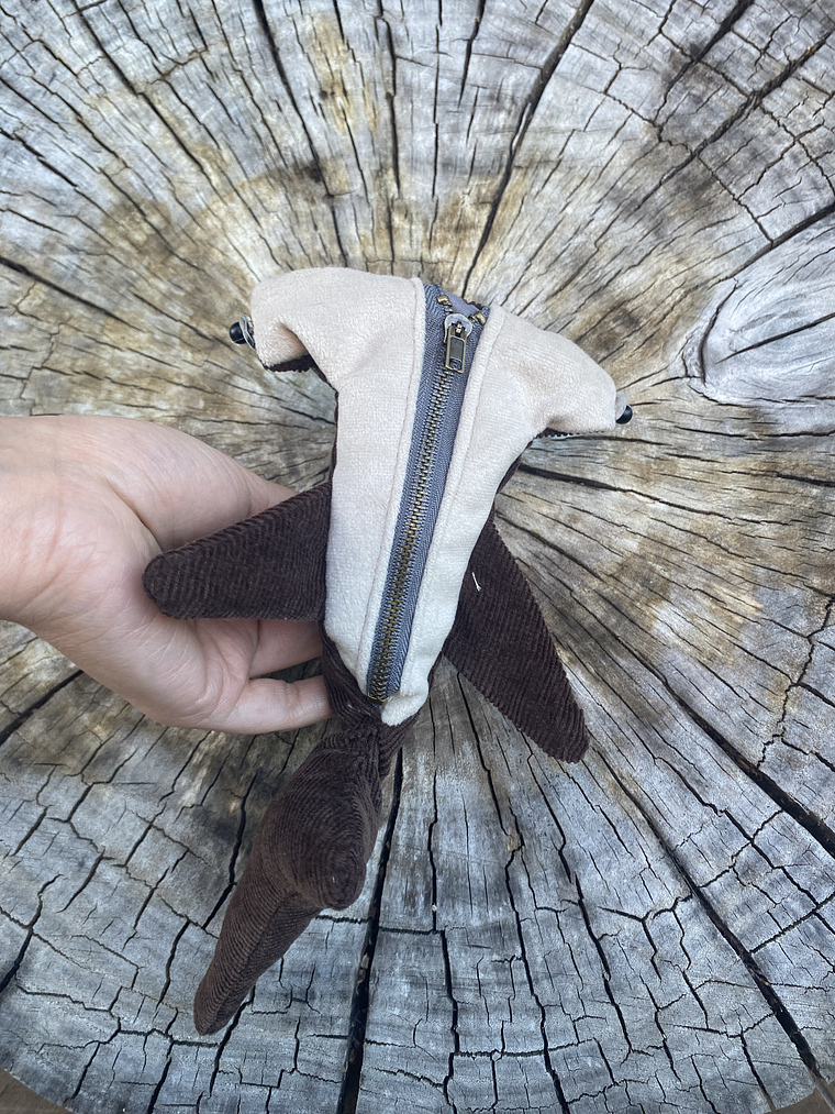 Monedero Tiburón martillo 2