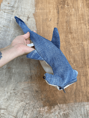 Estuche Tiburón martillo