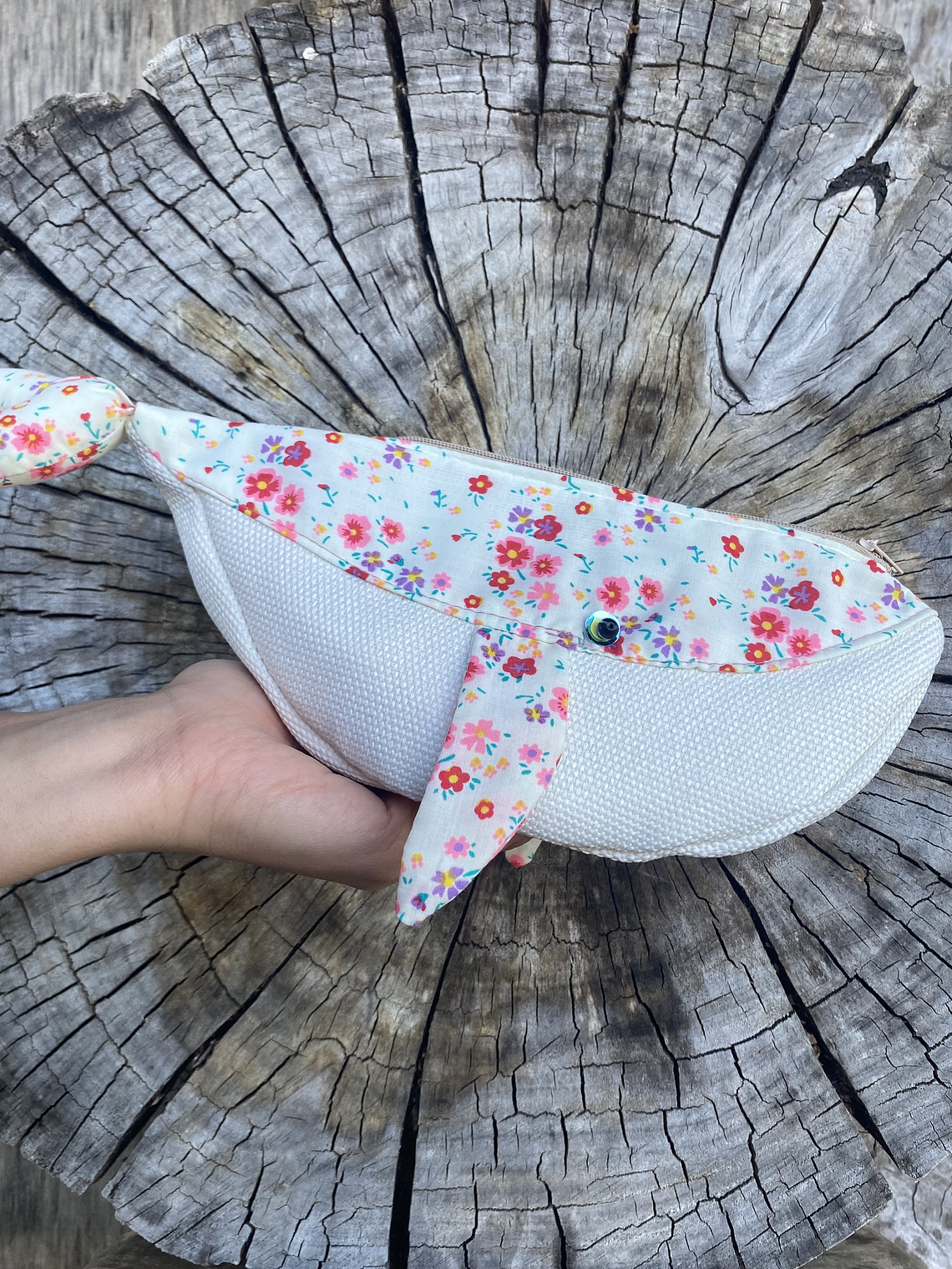 Estuche ballena azul “m” 1