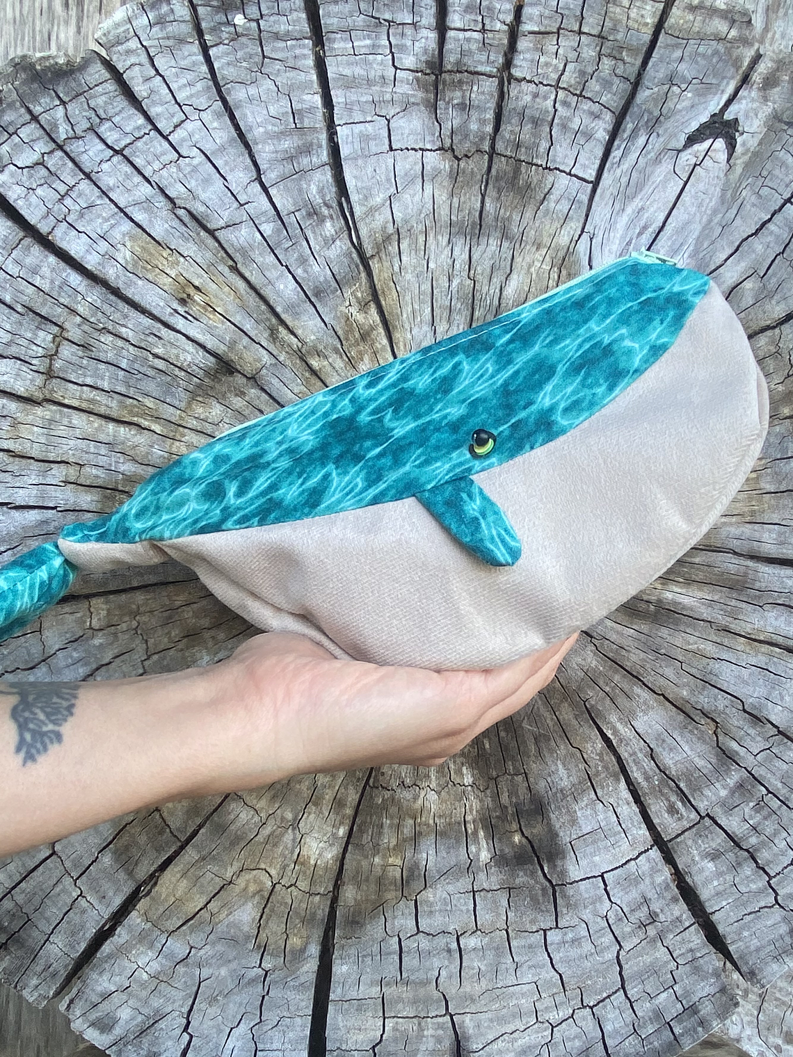 Estuche ballena azul “m” 1