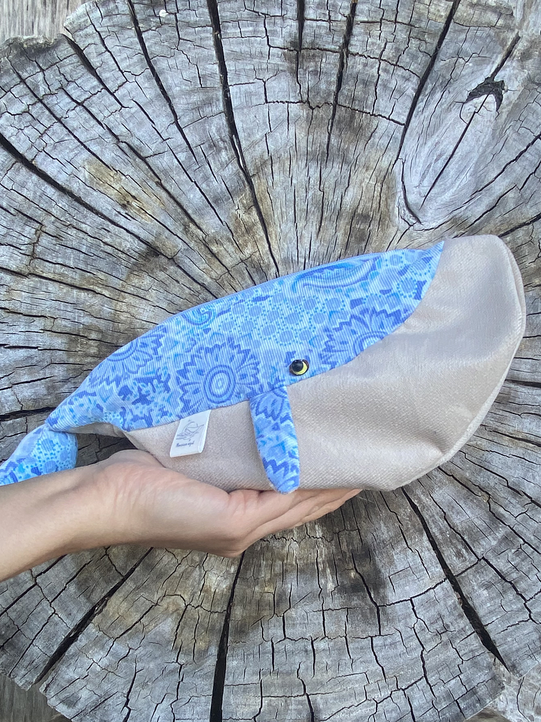 Estuche ballena azul “m” 1