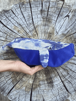 Estuche ballena azul “m”