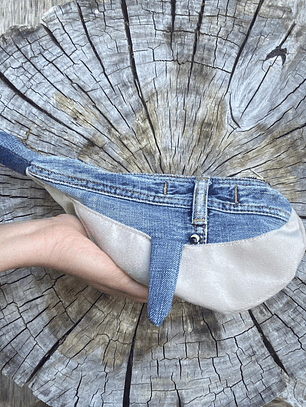 Estuche ballena azul “m”