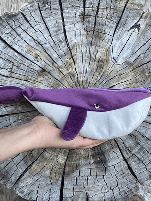 Estuche ballena azul “m”