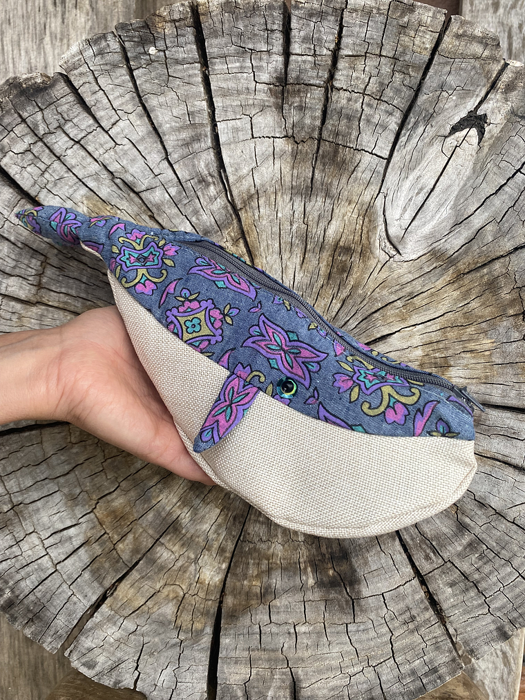 Estuche ballena azul “s” jeans estampada 1