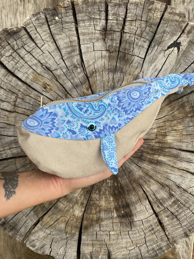 Estuche ballena azul “s” Estampado cotele  1