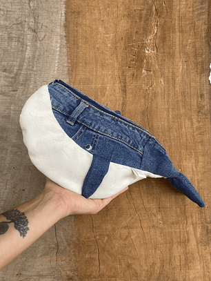 Estuche ballena azul “L” Jeans pretina