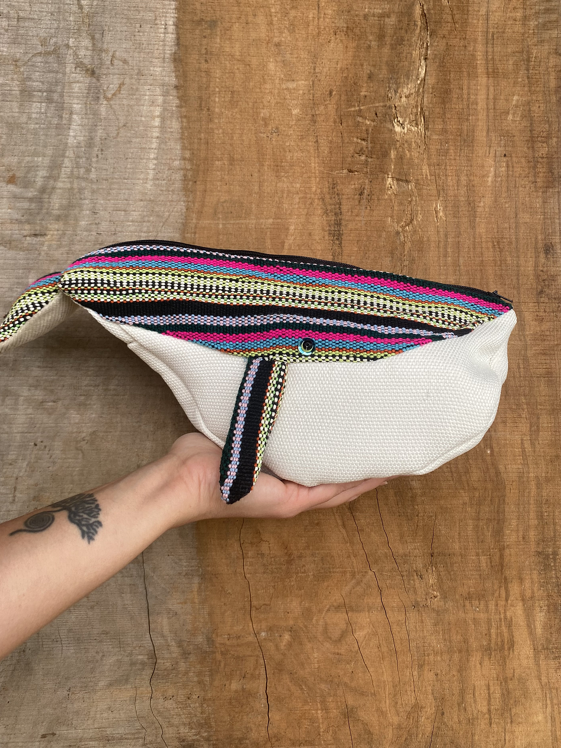 Estuche ballena azul “L”- Telar colores  1